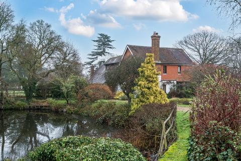 undefined, Shoreham Lane, Ewhurst Green