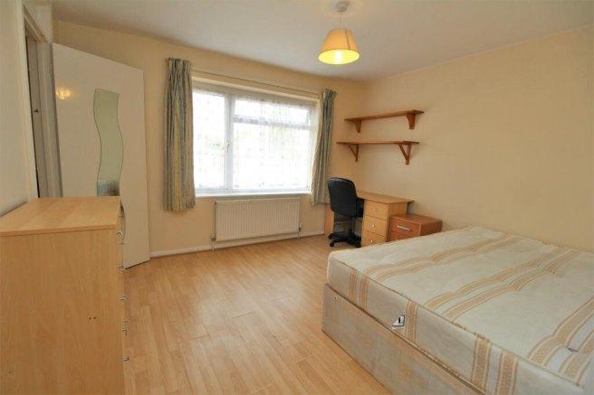 Rosalind-close-co4-3jh-963466