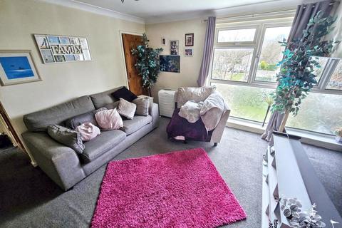 2 bedroom flat for sale, Montford Close, Sunderland, Tyne and Wear, SR3 2RL