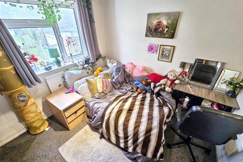 2 bedroom flat for sale, Montford Close, Sunderland, Tyne and Wear, SR3 2RL