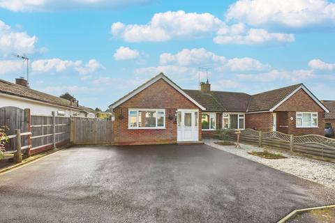 2 bedroom semi-detached bungalow for sale, Farhalls Crescent, Horsham RH12