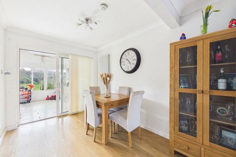 2 bedroom semi-detached bungalow for sale, Farhalls Crescent, Horsham RH12