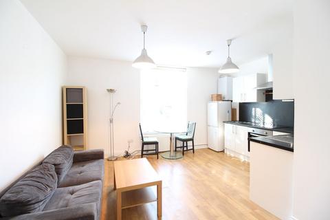 2 bedroom apartment to rent, Hanley Road, London N4