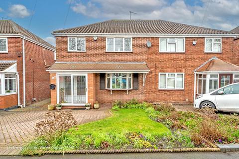 Lilac Avenue, Walsall WS5