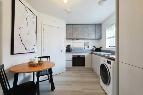 2 bedroom terraced house for sale, Whittaker Way, Warwick