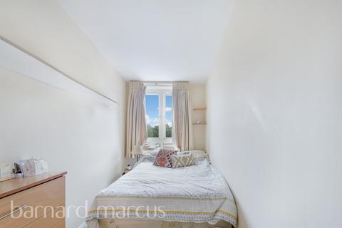 3 bedroom apartment to rent, Althorpe Mews, LONDON