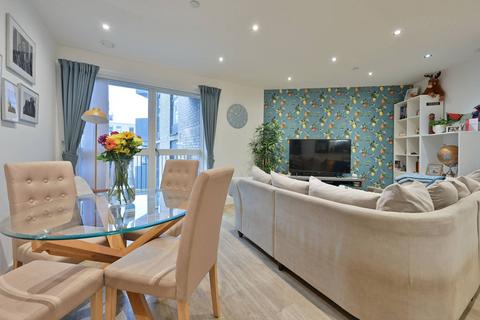2 bedroom flat for sale, Lyon Road, Harrow, HA1