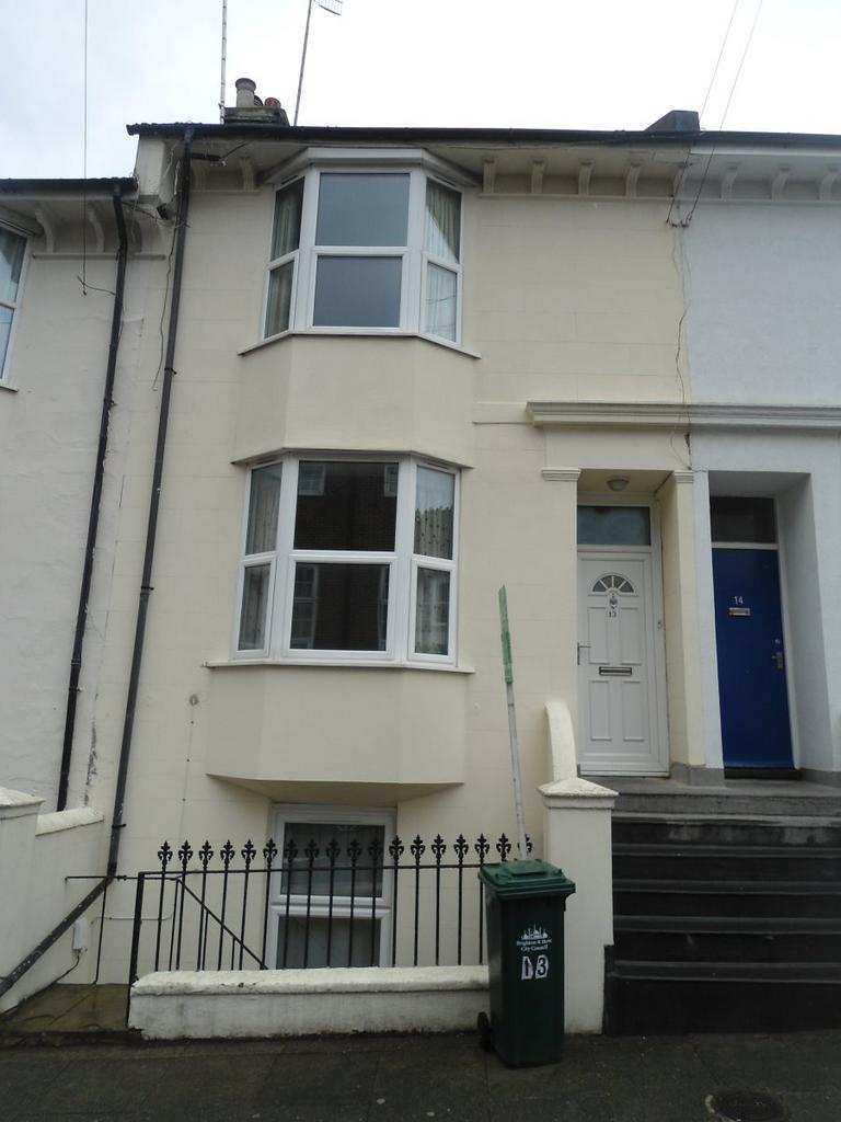 5 Bed Terraced