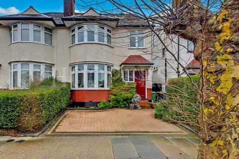 undefined, Dollis Hill Avenue, London, NW2