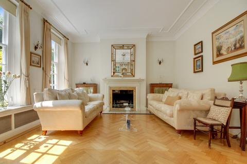 undefined, Lyndhurst Road, Hampstead, London NW3