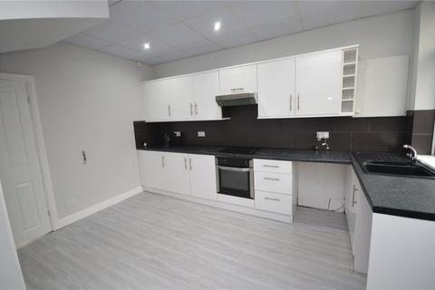 3 bedroom terraced house for sale, Cross Flatts Place, Leeds, West Yorkshire