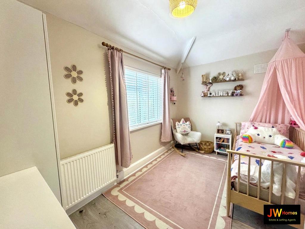 Bedroom 2 (12)
