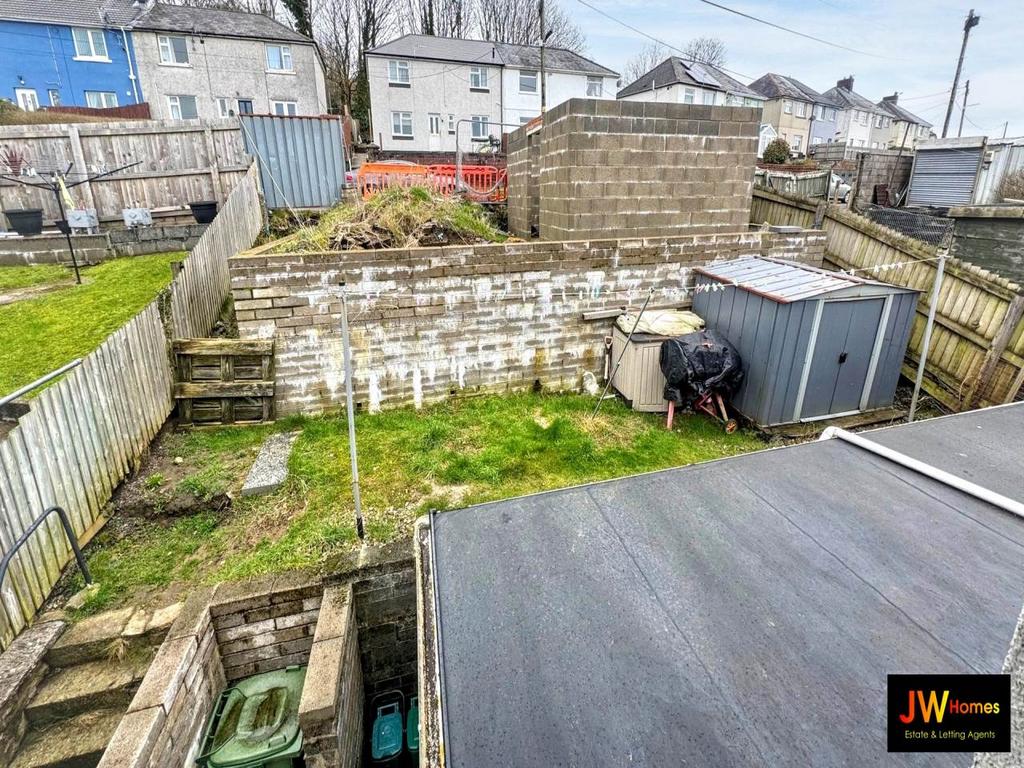Rear garden (9)