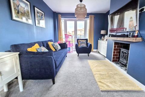 undefined, Featherstone Grove, ., Jarrow, Tyne and Wear, NE32 5YG