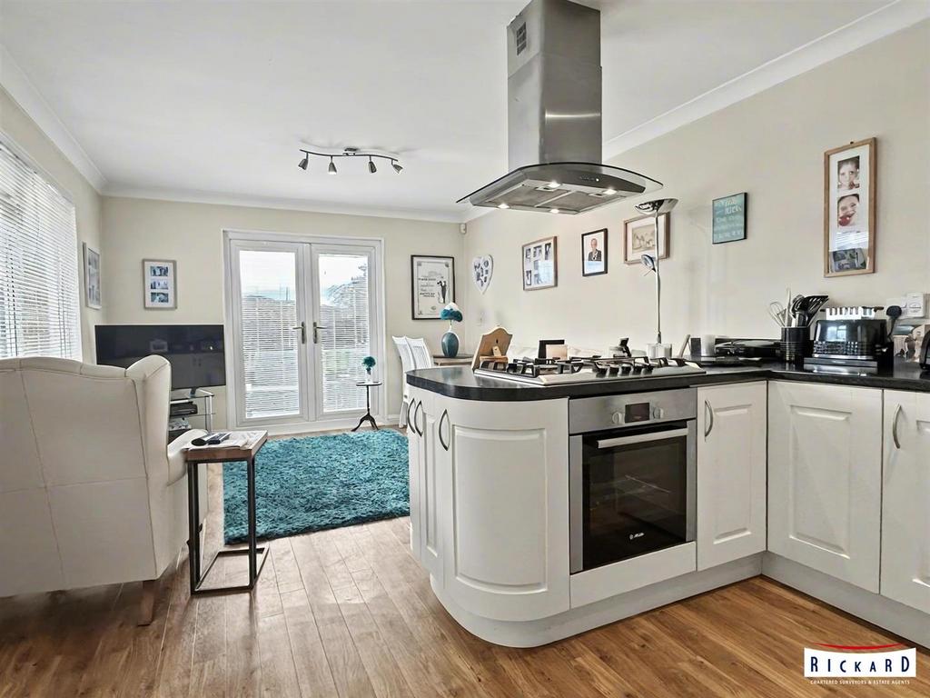 Open plan kitchen diner