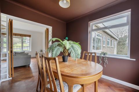 2 bedroom flat for sale, Hurstmere Close, Hindhead GU26