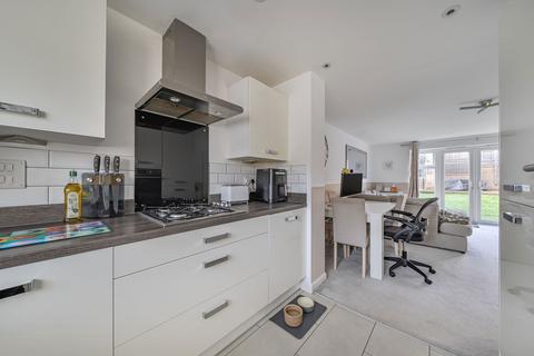 3 bedroom terraced house for sale, Woolhampton Drive, Basingstoke