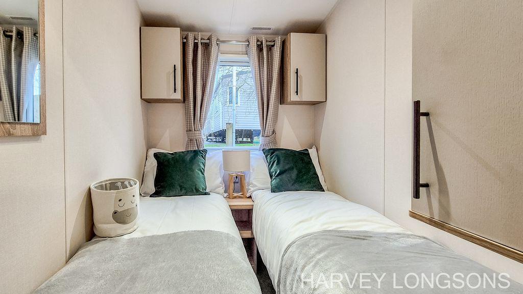 Willerby Lamberhurst 6