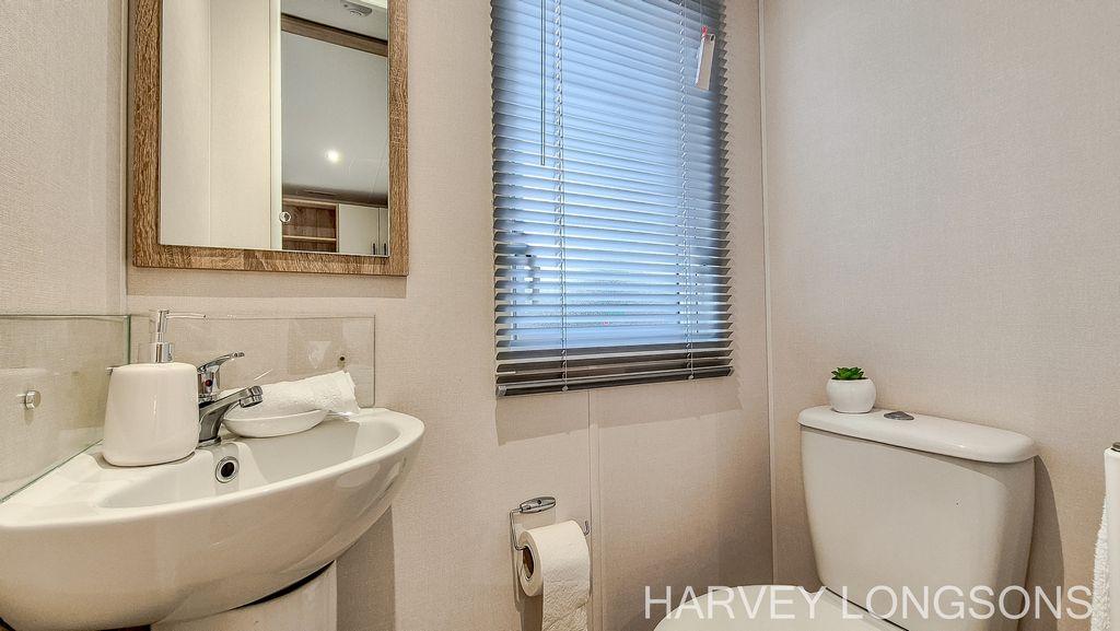 Willerby Lamberhurst 5