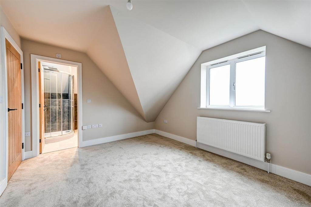 Bedroom 2.jpg