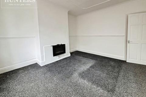 2 bedroom terraced house to rent, Raley Street, Barnsley