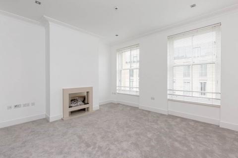 2 bedroom flat to rent, St Vincent Place, New Town , City Centre