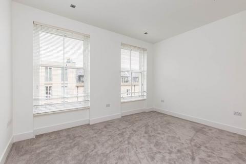 2 bedroom flat to rent, St Vincent Place, New Town , City Centre