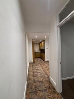 2 bedroom flat to rent, New Park Road, London