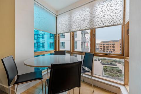 undefined, Chatham Place, Reading