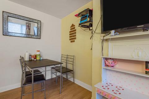 undefined, Slough,  Berkshire,  SL1