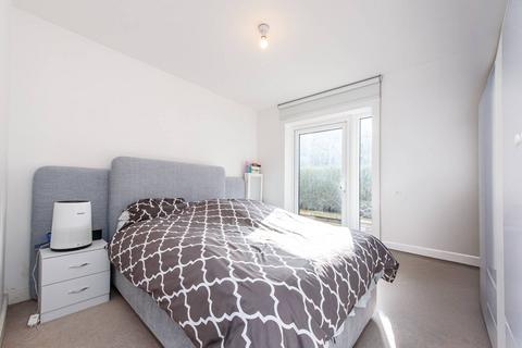 Commander Ave, Colindale, London, NW9