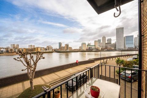 Pennington Court, Rotherhithe, London, SE16