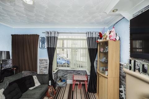 3 bedroom end of terrace house for sale, Whitwell Crescent, Sheffield S36