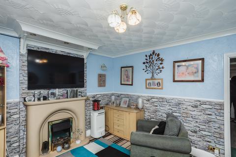 3 bedroom end of terrace house for sale, Whitwell Crescent, Sheffield S36