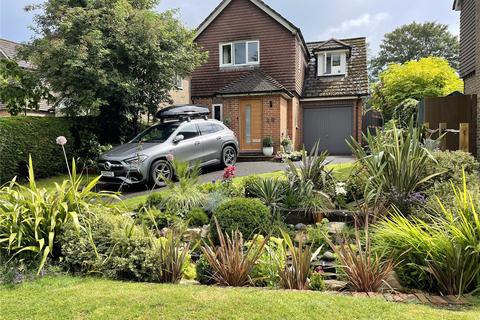 undefined, Medway Drive, East Sussex RH18