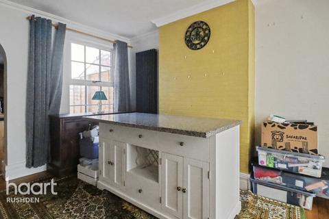 3 bedroom terraced house for sale, Wellingborough Road, Rushden