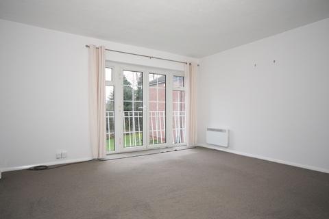 2 bedroom flat for sale, Midhope Road, Woking GU22