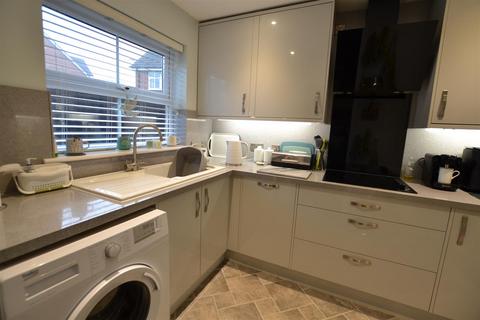 3 bedroom detached house for sale, Godiva Road, Leominster