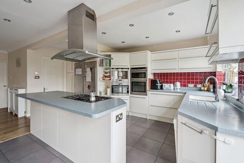 undefined, Raglan Gardens, Watford WD19