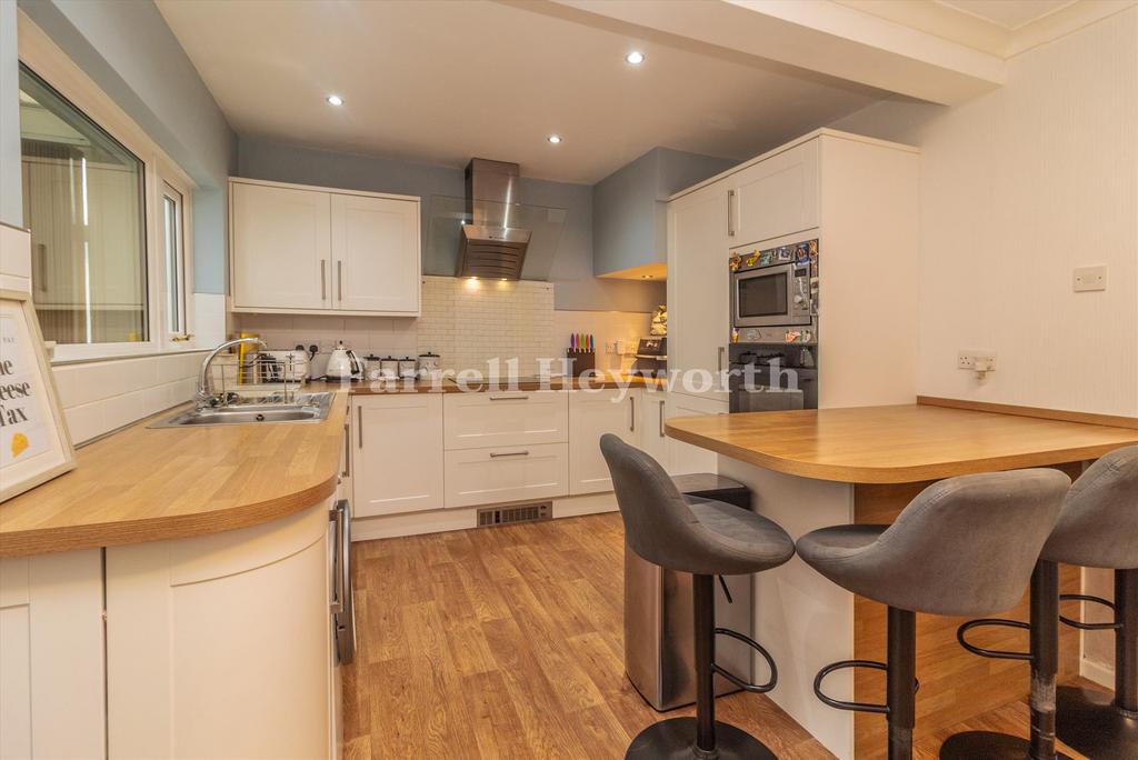 Kitchen image 2
