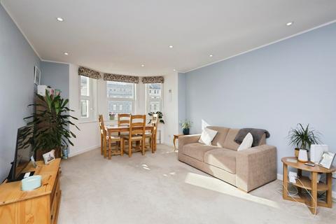 2 bedroom flat for sale, Wilmington Square, Eastbourne