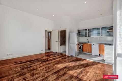 1 bedroom flat to rent, Priory Road, South Hampstead, London, NW6