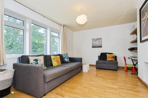 2 bedroom maisonette for sale, Macaulay Avenue, Great Shelford, Cambridge
