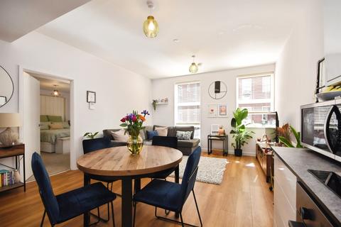 1 bedroom apartment for sale, Ingrave Road, Brentwood