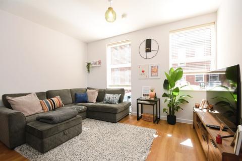 1 bedroom apartment for sale, Ingrave Road, Brentwood