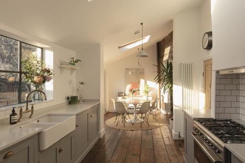 undefined, Halifax St, Upper Sydenham, SE26