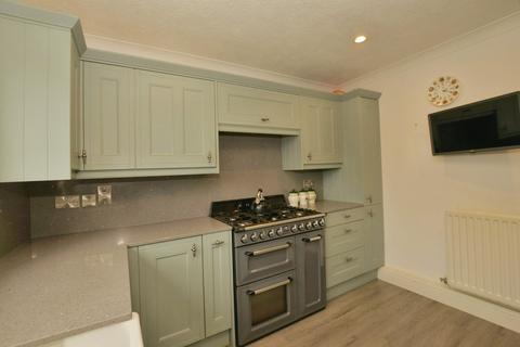 4 bedroom detached house for sale, Lovelace Court, Ashford TN26