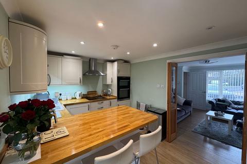 3 bedroom end of terrace house for sale, Staplehurst, Kent