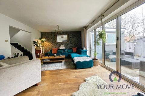 3 bedroom end of terrace house for sale, Meadow Road, Hertfordshire WD23