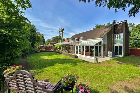 5 bedroom detached house for sale, Noctorum Lane, Prenton, CH43